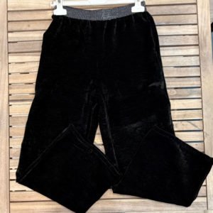 CALÇA DE VELUDO PRETA